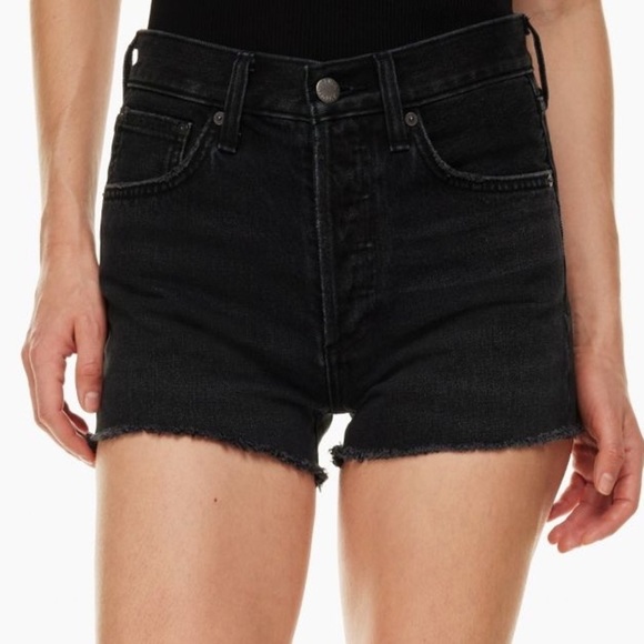 Aritzia Denim Forum
The Yoko Hi-Rise Jean Short black size 27 - Picture 11 of 11